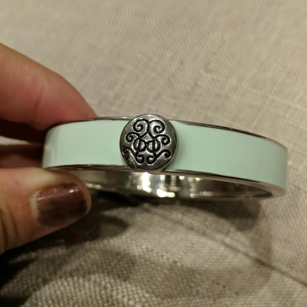 Bangle - Picture 2 of 5